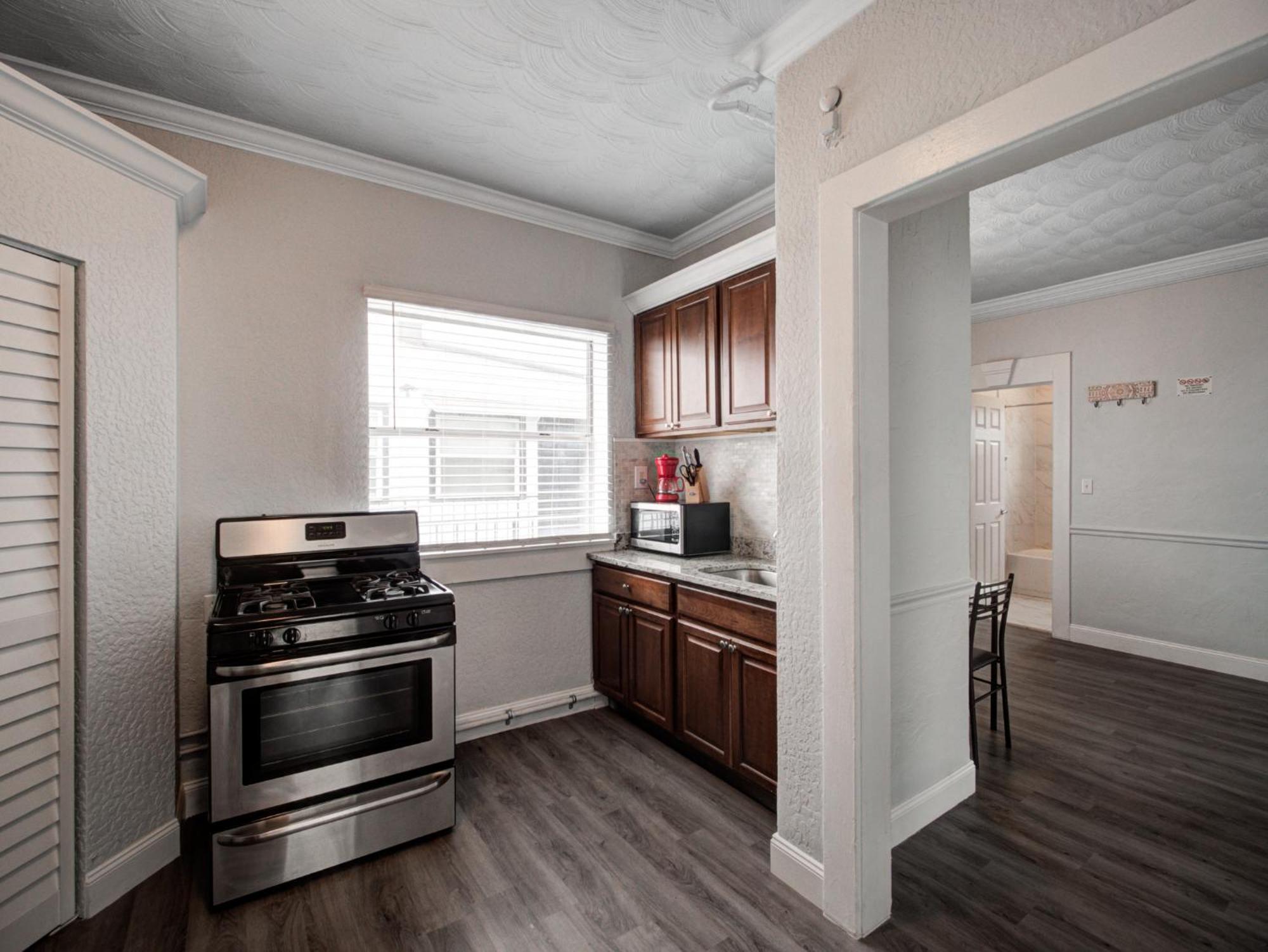 Modern Westshore Тампа Экстерьер фото