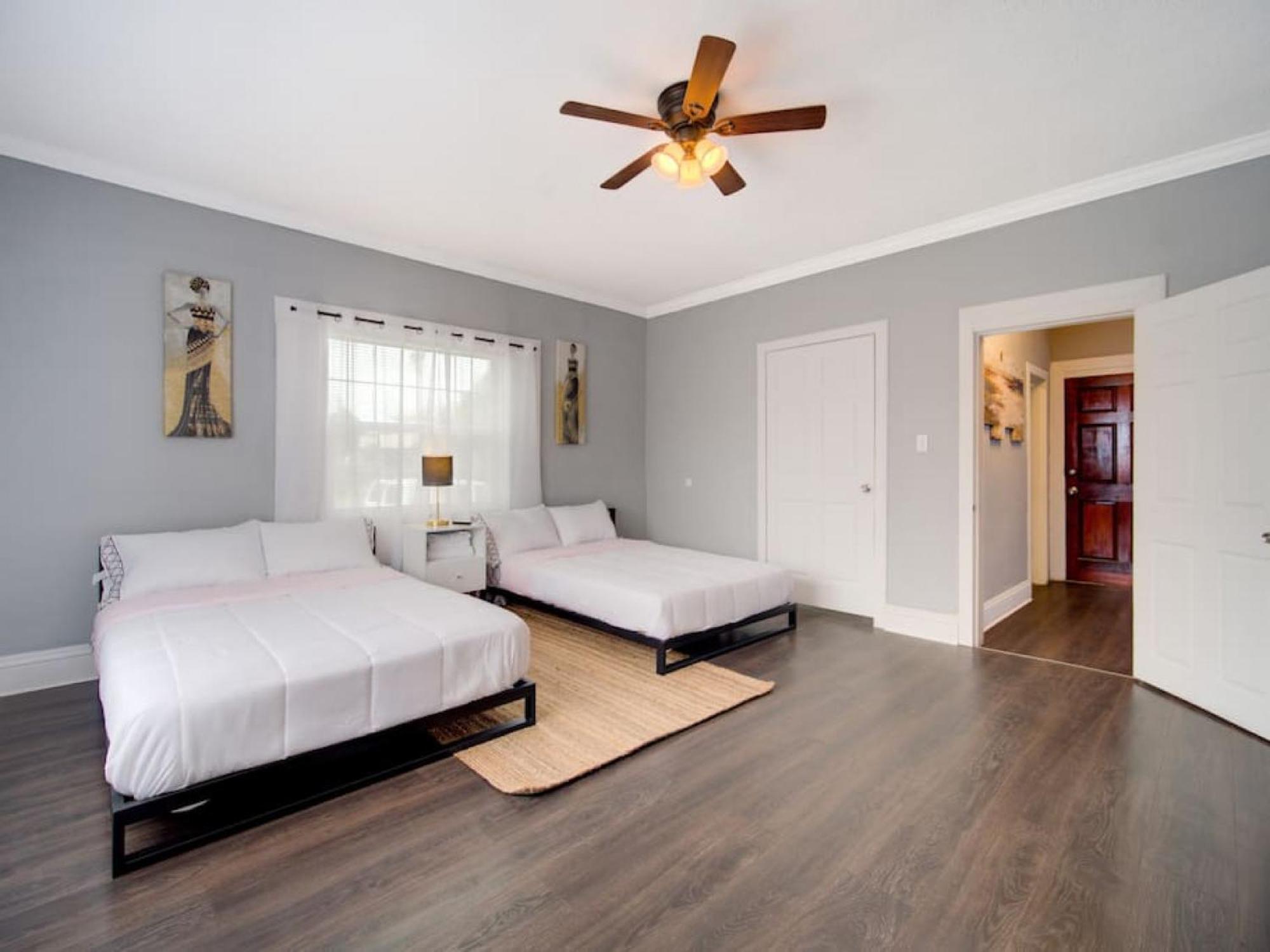 Modern Westshore Тампа Экстерьер фото