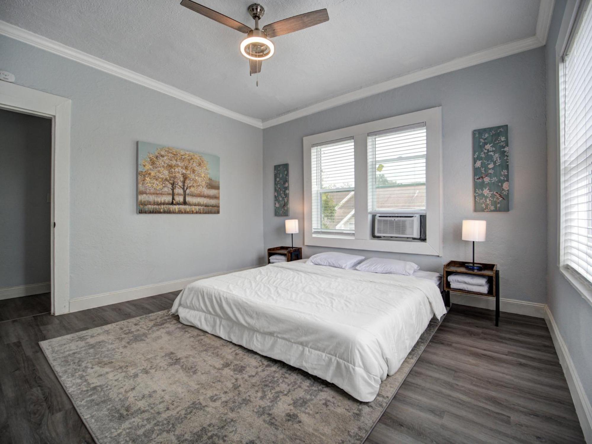 Modern Westshore Тампа Экстерьер фото