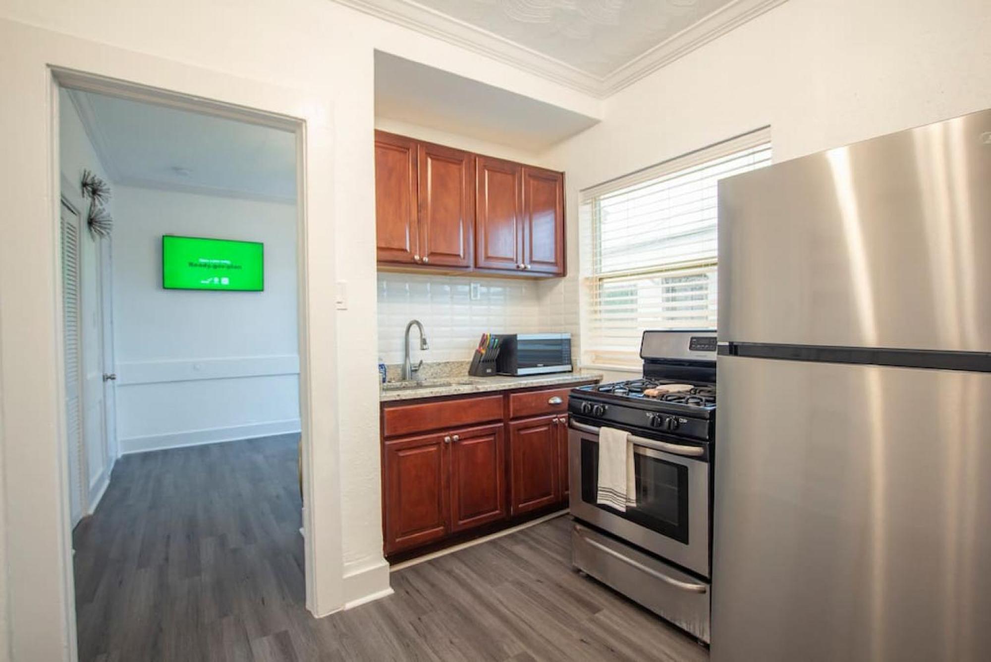 Modern Westshore Тампа Экстерьер фото