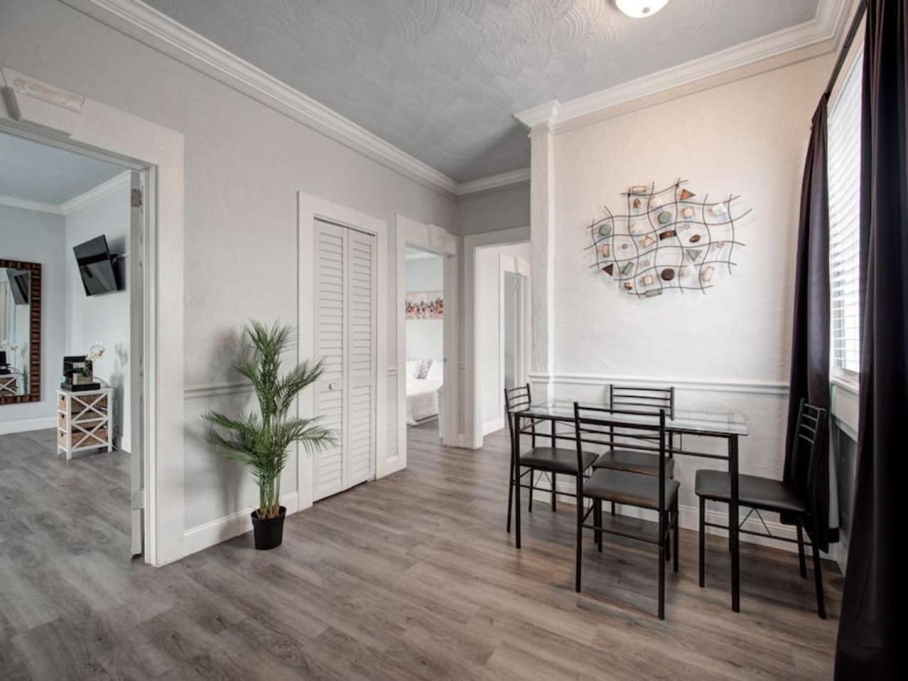 Modern Westshore Тампа Экстерьер фото