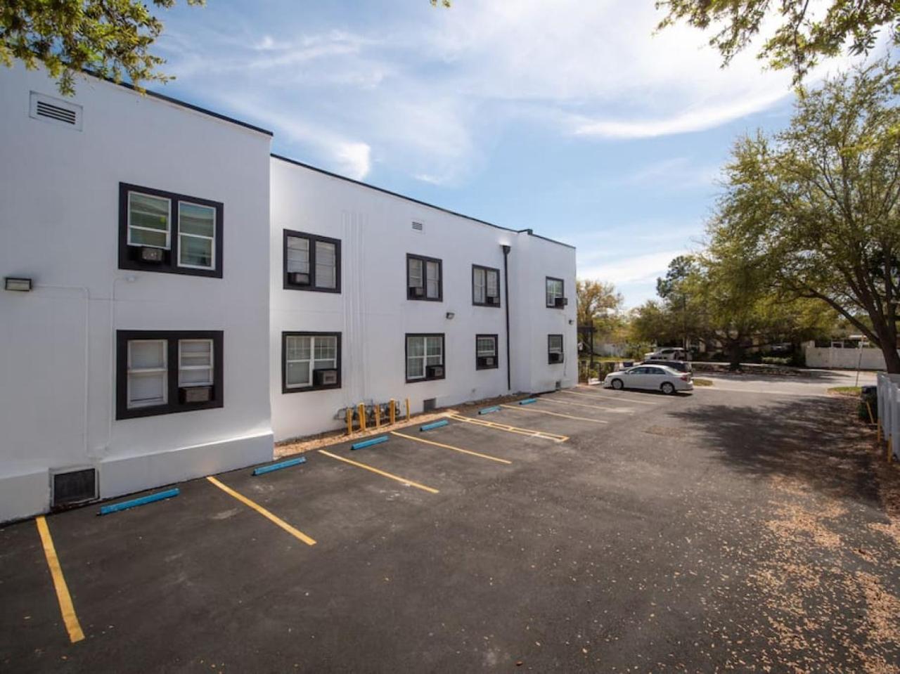 Modern Westshore Тампа Экстерьер фото
